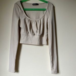 🤩 Blush Mark cream crop top